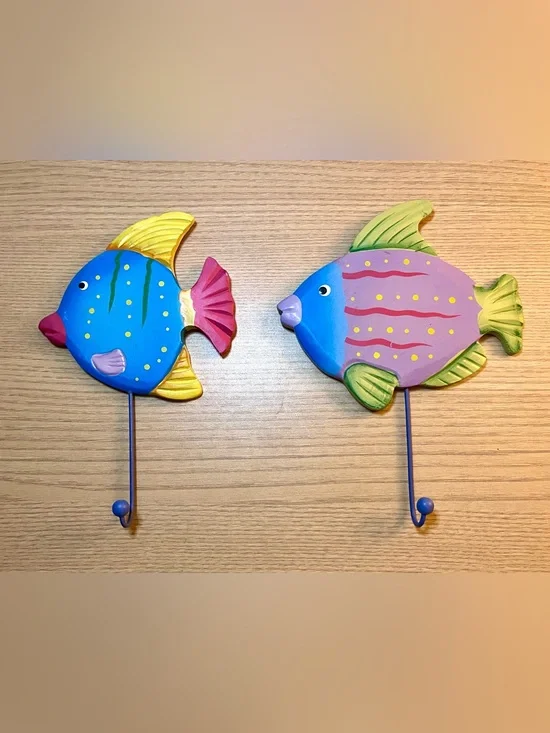 Set of 2 Tropical Fish Wall Hooks Wooden Colorful Beach House Towel Hangers 8