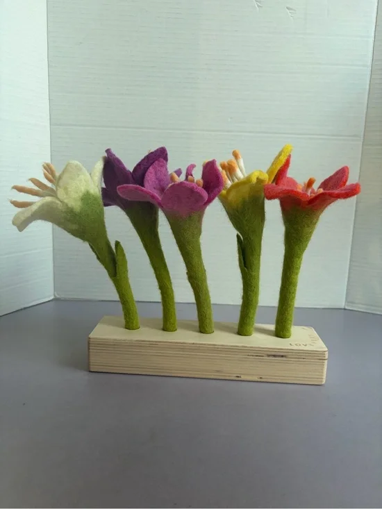 Lovevery Felt Flower Table Decor — Multicolor Blooms on Wood Base