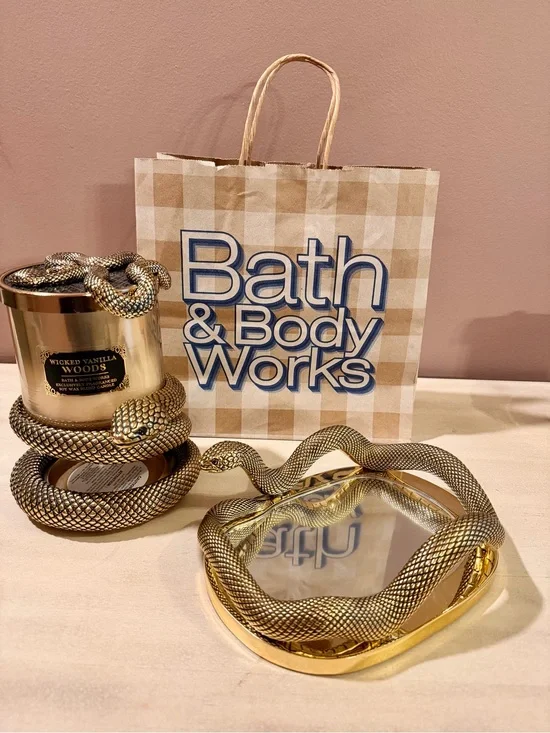 NEW Bath & Body Works Halloween Gold Snake Set