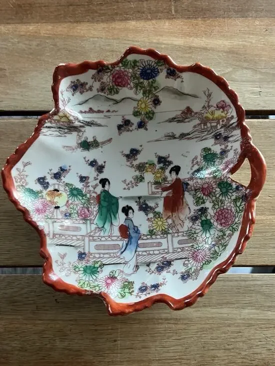 Vintage Japan Kutani Geisha Girl Hand painted Trinket Dish