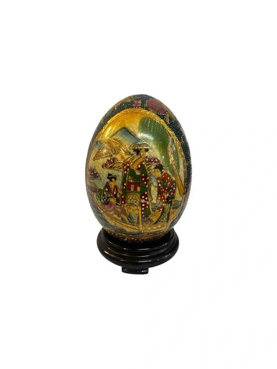 Vintage Satsuma Style Porcelain Egg Made in China Geisha Floral Gold Moriage 4”