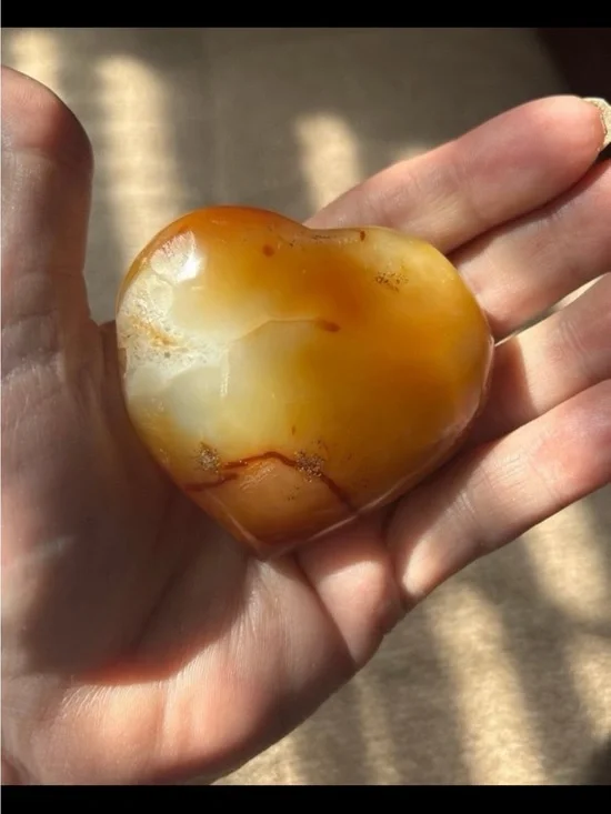Polished Heart-Shaped Carnelian agate