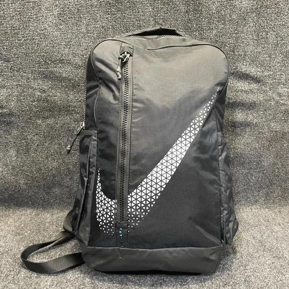 Nike BA5782-010 Vapor Power Graphic 29L Training Backpack GFX Laptop Travel Bag‎