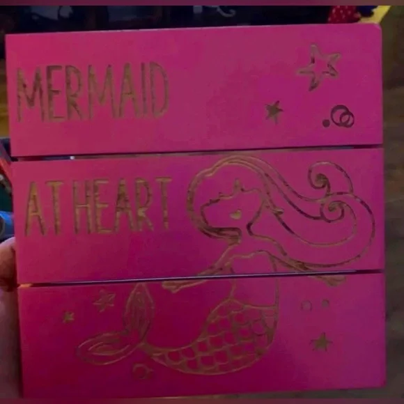 Thirty one sweet spaces mermaid at heart kids wall hanging decoration NEW