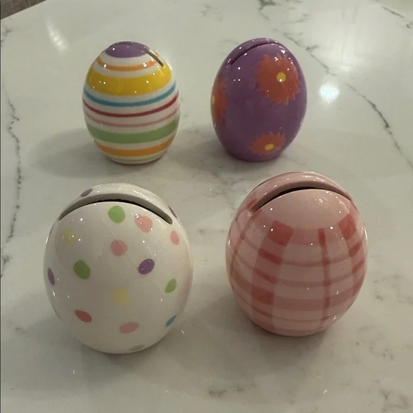 Colorful Ceramic Egg place card holder