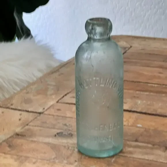 Vintage Blob Top Hutchinson Bottle Crown Ceschon Cincinnati Soda Collectible