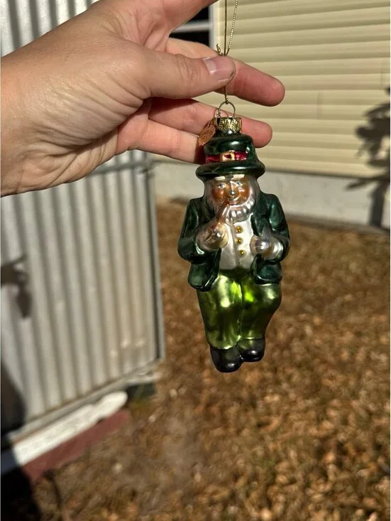 BRONNERS CHRISTMAS ORNAMENT IRISH SANTA