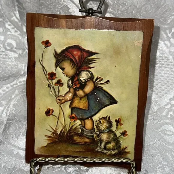 Vintage Evans Wooden Wall Hanging - Girl & Kitten