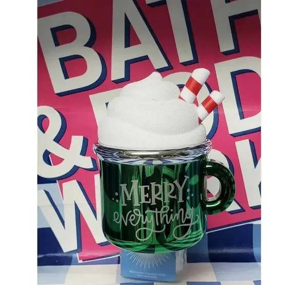 BBW Merry Everything Mug Night Light Wallflower Fragrance Plug In Home Decor
