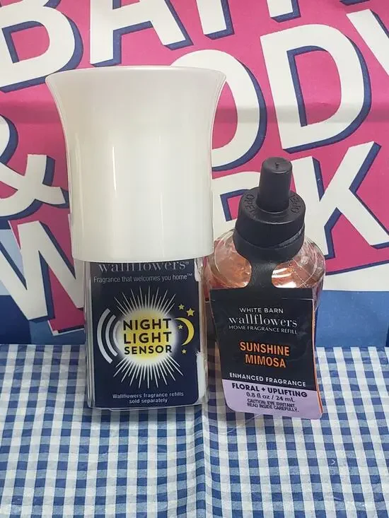 BBW White Flare Nightlight Sensor Wallflower Fragrance Plug In & Sunshine Refill
