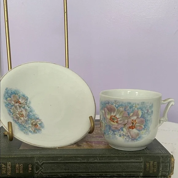 Floral Teacup and Saucer Set