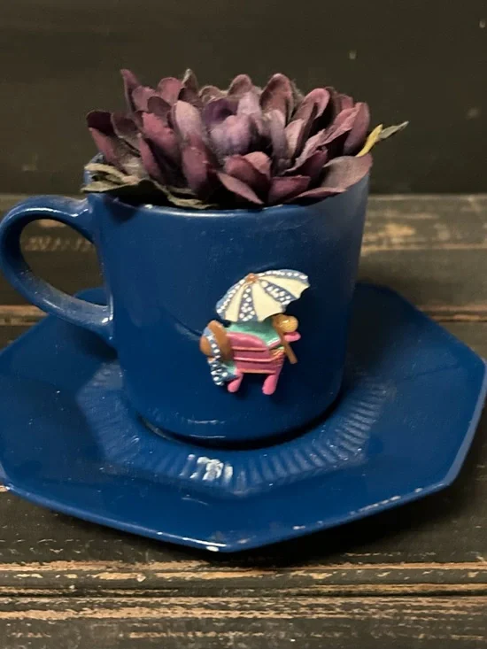 Handcrafted Teacup Floral Decor “Beach”