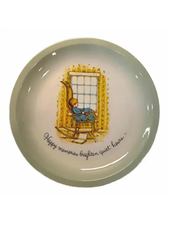 1972 Holly Hobbie Happy Memories Brighten Quiet Hours Collectors Plate