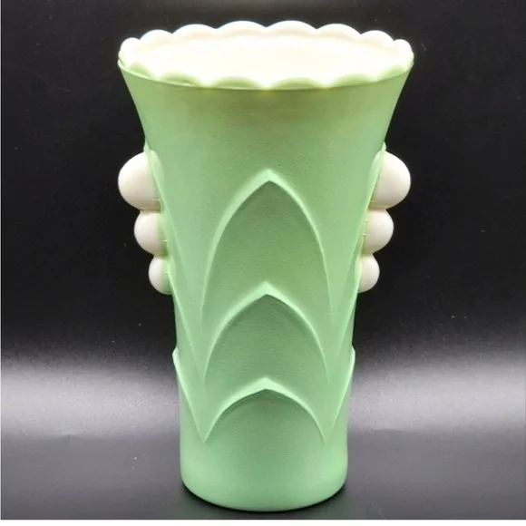 Vintage art deco ceramic vase approx 5 inches