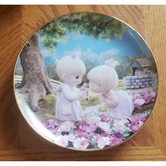 Enesco Precious Moments Collector Plate - Good Friends Are Forever (1994)