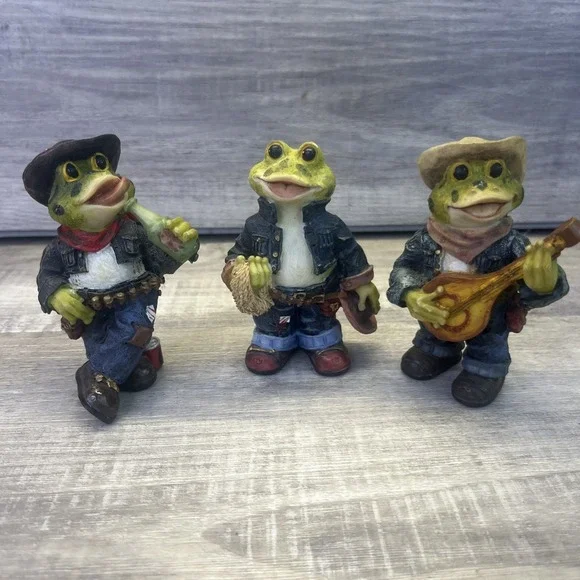 Cowboy Frog Figurines  Country Western Frogs in Hats & Denim Boots Set Of 3