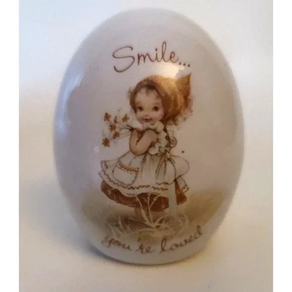 Gretchen Stoneware Smile You Are Loved Porcelain Egg 1978 Vintage