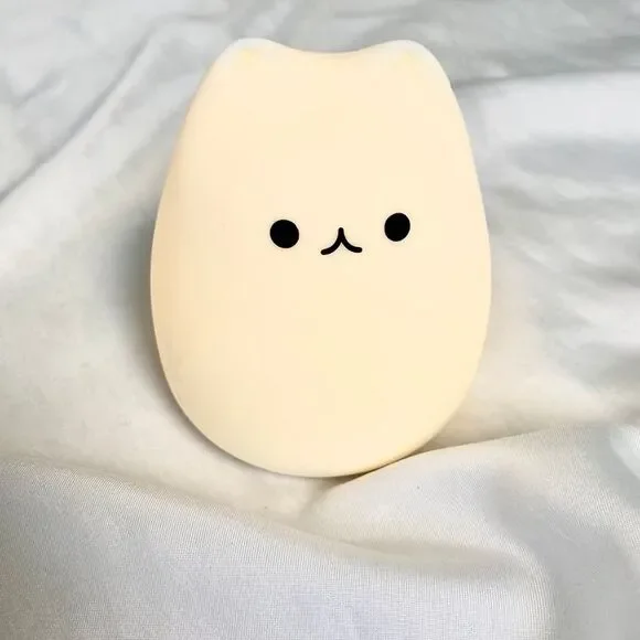 LED Cat Night Light, Battery Powered Silicone Animal Cute Cat Nursery Light