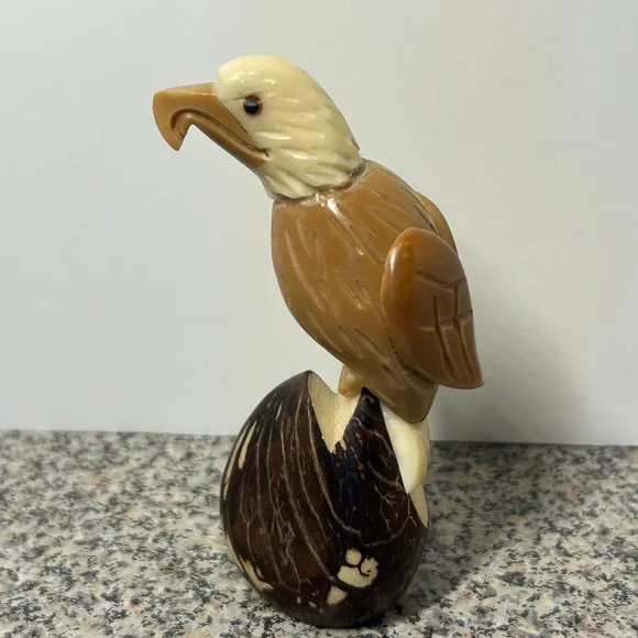 Tagua Nut Vegetable Ivory Bird Carving‎ Eagle Figurine 4