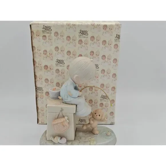 Precious Moments Just A Line To Wish You A Happy Day 520721 1988 Figurine Enesco