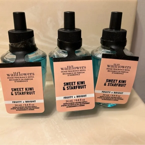 Sweet Kiwi & Starfruit Wallflowers Fragrance Refills x3