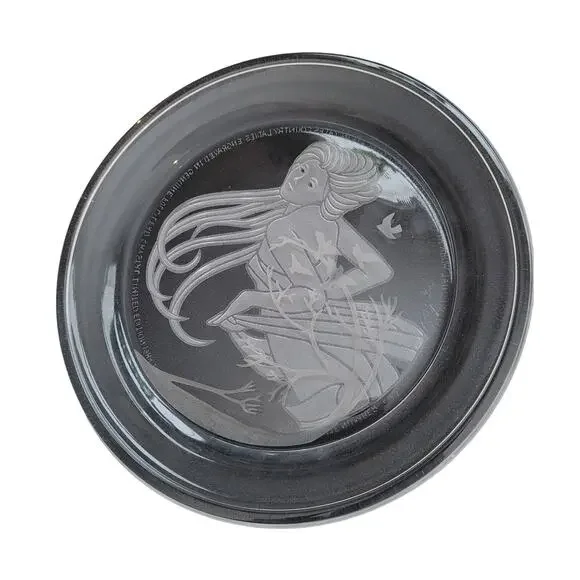 Morganstown Michael Yates full lead hand carved crystal plate, 