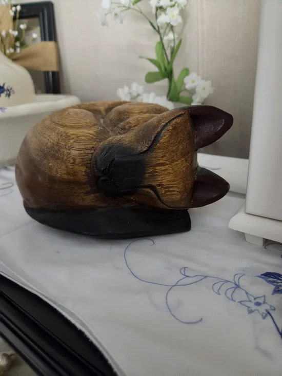 Hand-Carved Wooden Sleeping Siamese Cat - Brown & Black