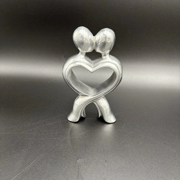 Just Paper Roses ~The Kiss~ Aluminum Figurine Valentines‎ 10th Anniversary