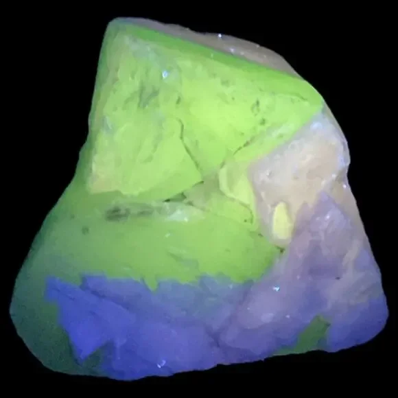Green Milk Glass Layered Art Glass Cullet‎ Glowing Manganese Slag Glass #5GX22