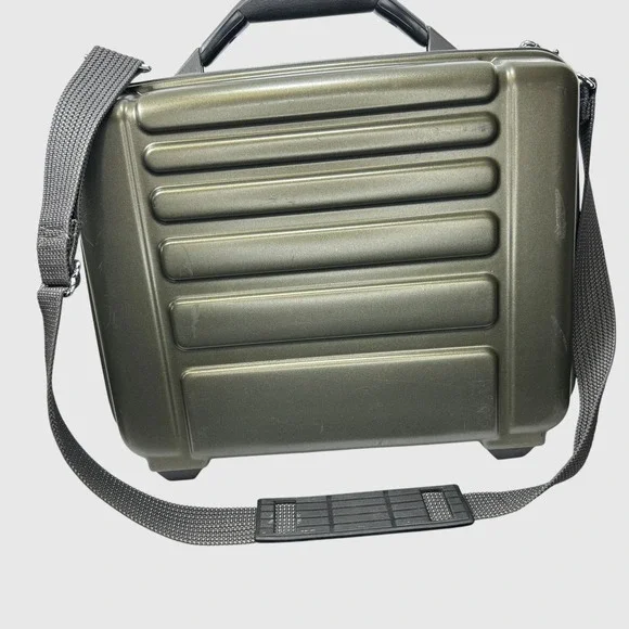VTG with Key Samsonite Green Hard Camcorder Case Video Camera Tech Briefcase
