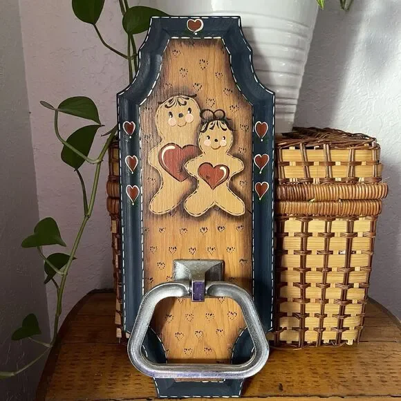 VTG Handmade Wood Gingerbread Hearts Towel Holder Farmhouse Folk Grandma Cottage