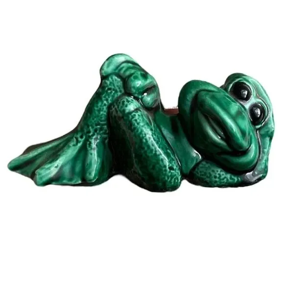 Vintage Glazed Emerald Green Frog relaxing Figurine‎ Stoneware Ceramic