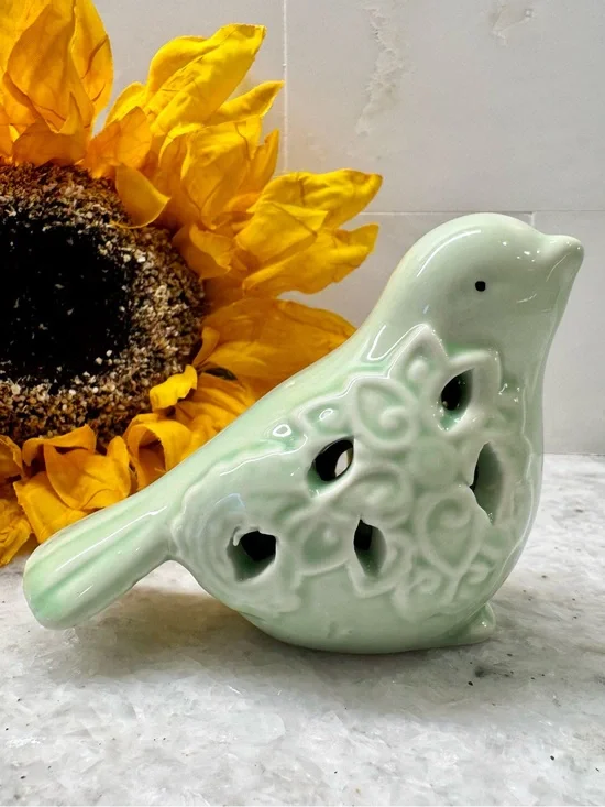 New Small French Country Cottage Cutouts Light Green Ceramic Upright Bird 3.25”