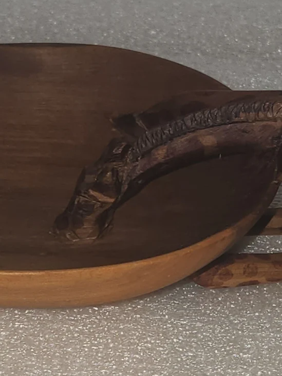 Vintage African Giraffe Drinking Wood Bowl Hand Carved and Painted Made in Kenya