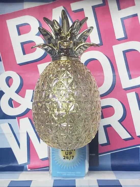 BBW Fiber Optic Pineapple Night Light Wallflower Fragrance Plug In Welcome Decor