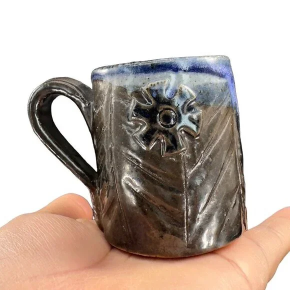 Vintage 1987 Salt‎ Glaze Stoneware Pottery Small Coffee Cup Mug With Flower Sign