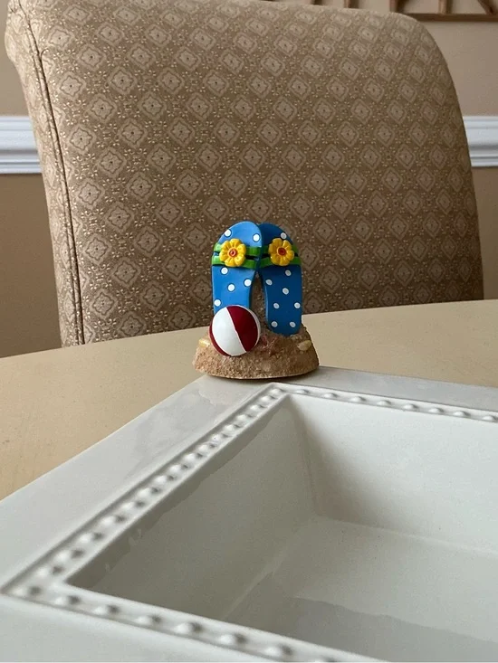Beach Flip Flops and Beach Ball Platter Decoration 🏖️