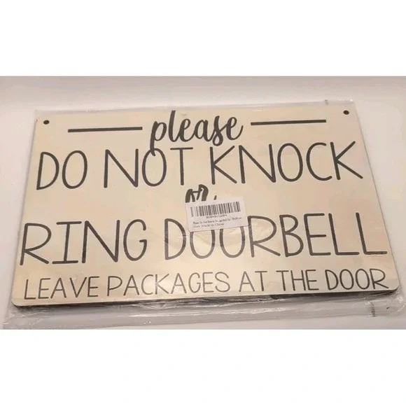 Please Do Not Knock. Leave Packages At The Door 12x8 Wooden Sign‎