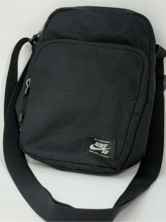 Nike SB Black Crossbody Shoulder Bag skateboarding