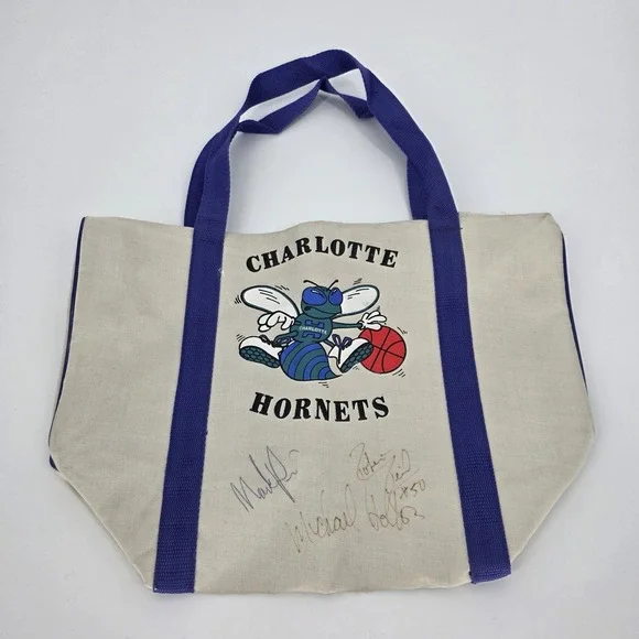 Charlotte Hornets‎ Duffel Bag Vintage NBA Gym Collectable Robert Reid Mark Price
