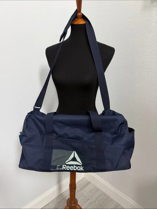 Reebok Navy Blue Logo Duffel Bag large Gymbag sports workout