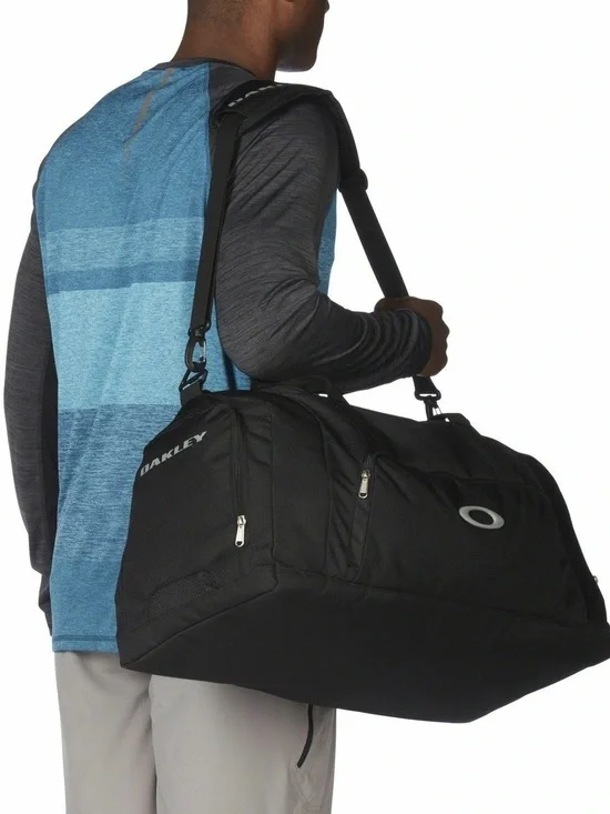 Oakley Black Duffel Bag - Men's Travel & Gym Bag (Jul 026)