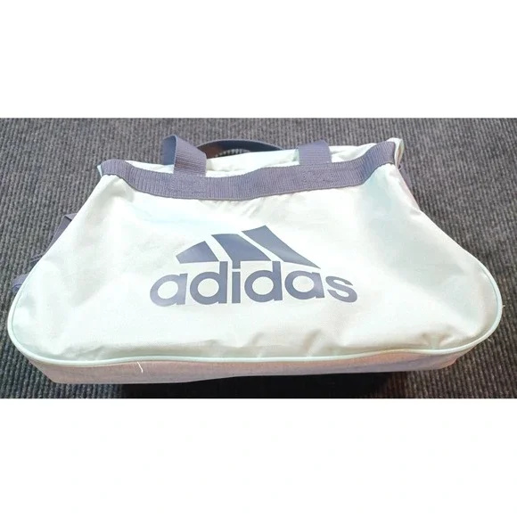 Adidas Defender III Medium Gym Duffle‎ Bag Mint Green And Gray EUC