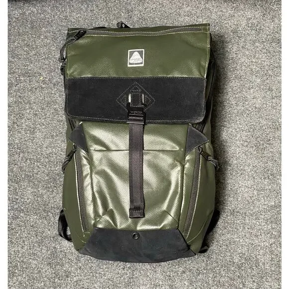 JanSport Dissenter Backpack /Laptop Military Green / Black Suede