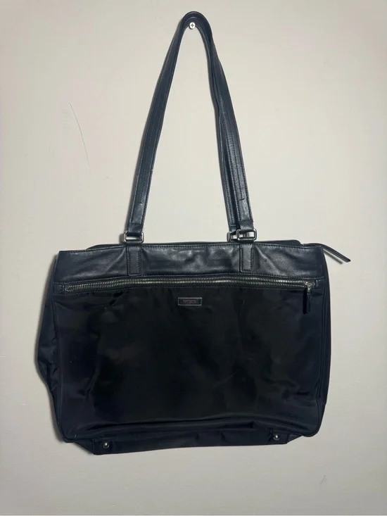 Tumi Work Travel Shoulder Tote Bag- Nylon Leather Trim - EUC Black
