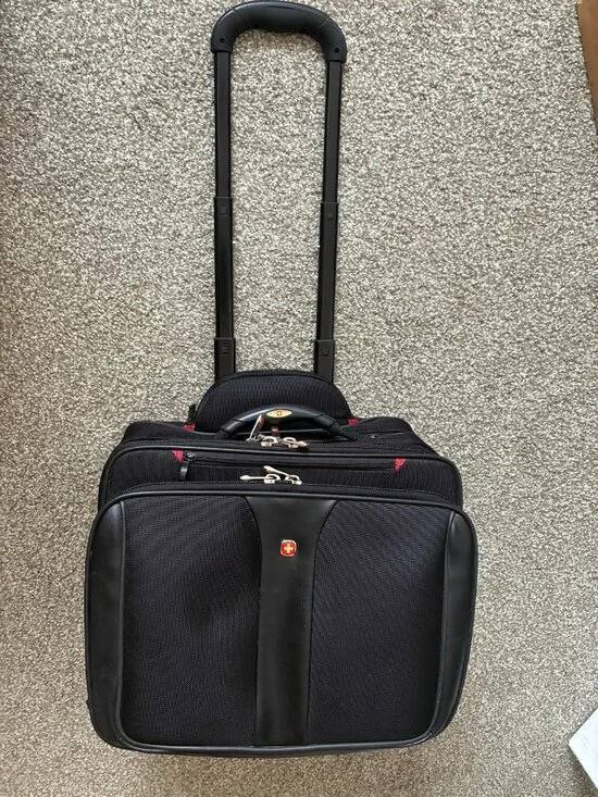 SwissGear Wenger Patriot II Rolling Laptop Business Travel Luggage Bag Black
