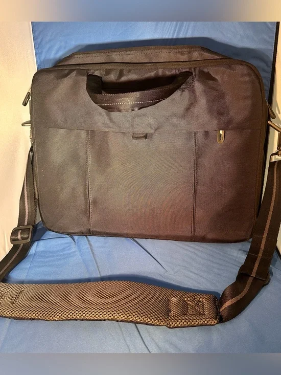 Dell Branded Large Laptop Briefcase Messenger Bag Black Padded 17.5