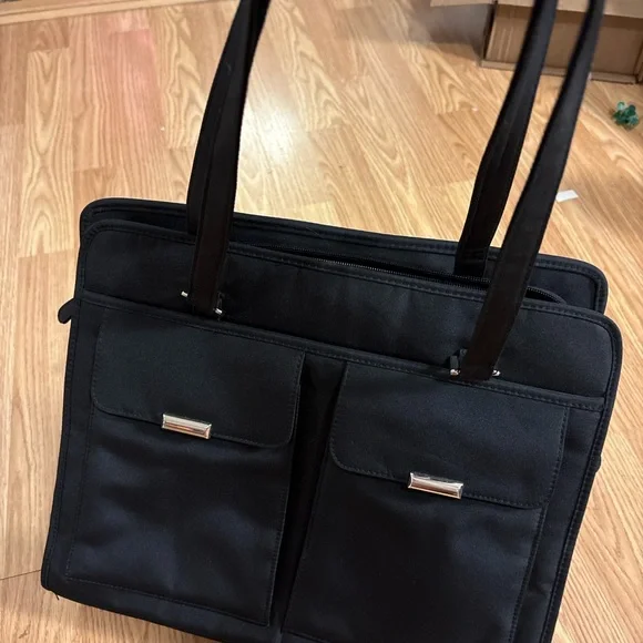 Black structures tote