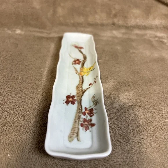 Vintage Small‎ Hand Painted Floral 8.25
