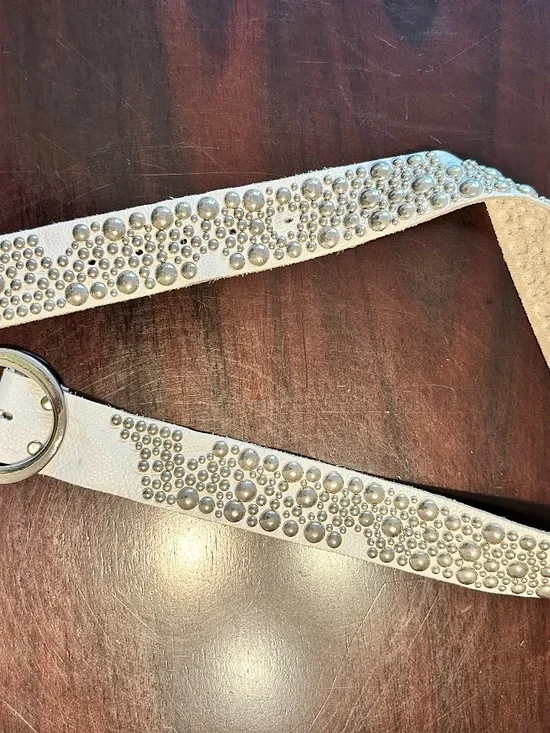 vintage 1980s statement belt